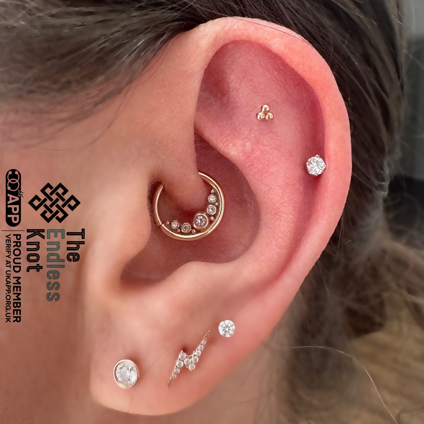 Tri-bead