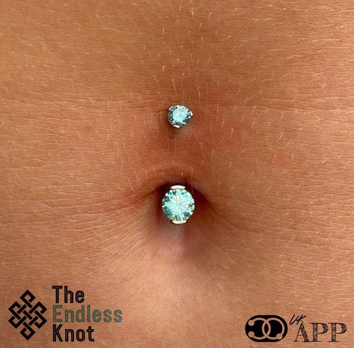 Traditional navel curve CZ