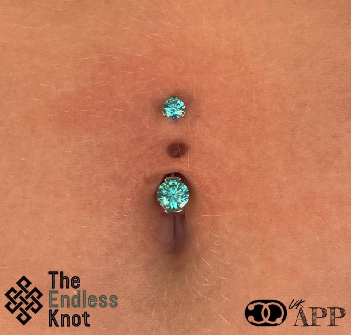 Traditional navel curve CZ