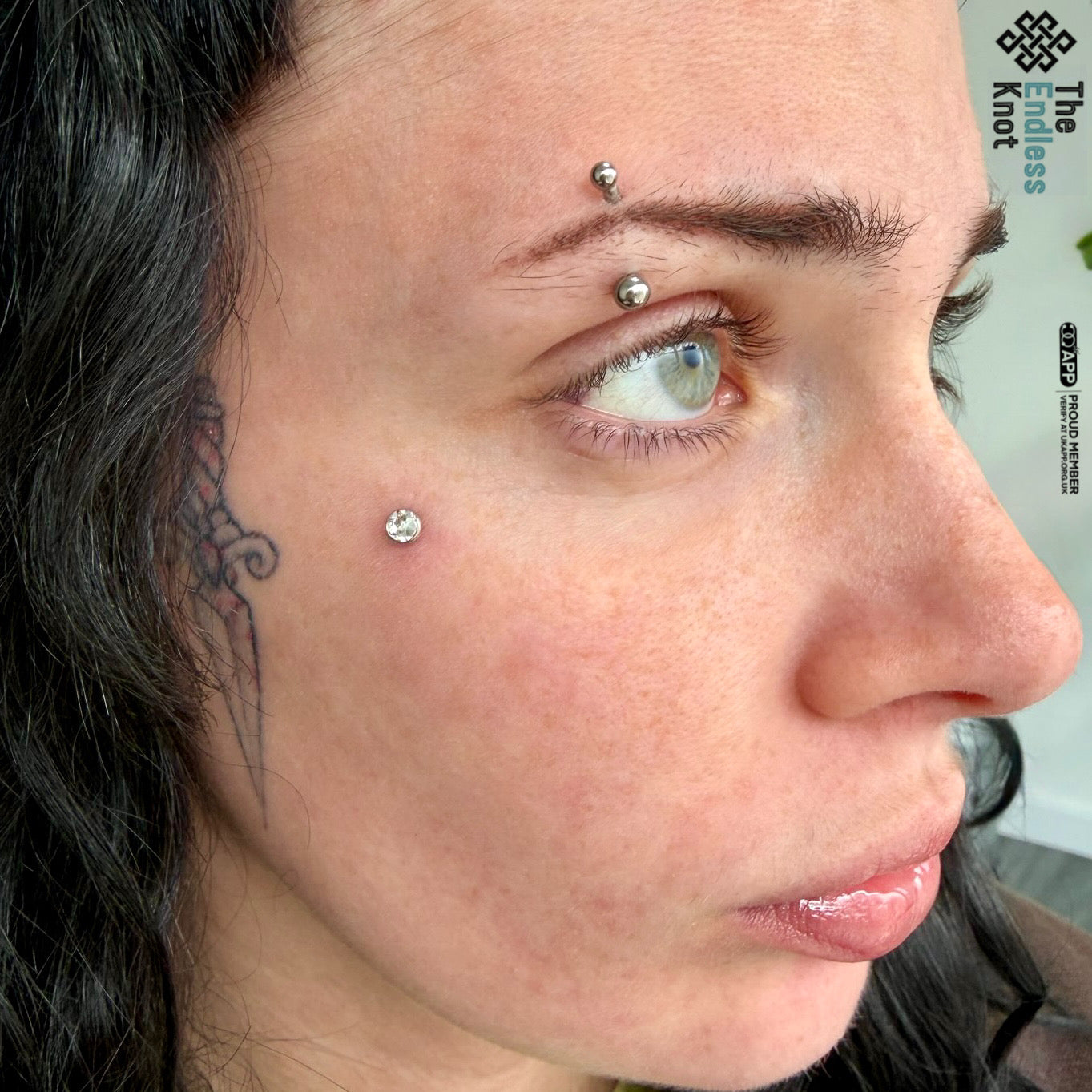 Dermal (One point piercing) / Surface