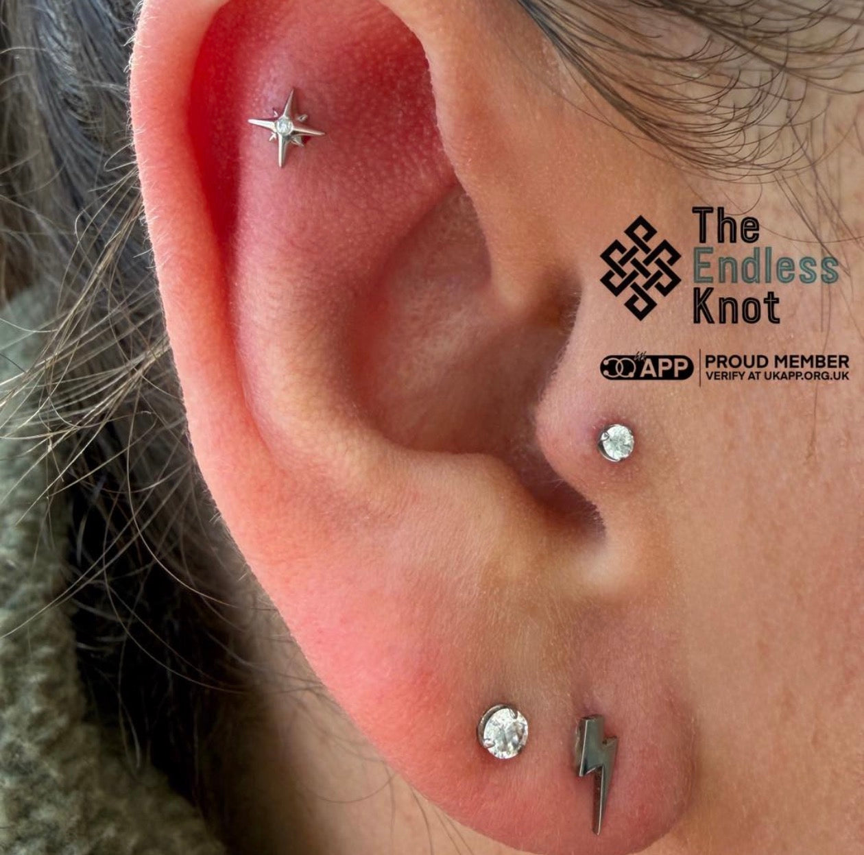 Oorkraakbeen (met labret)